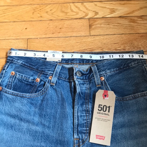 NWT Levi’s 501 Original High Rise Jeans - Picture 3 of 5